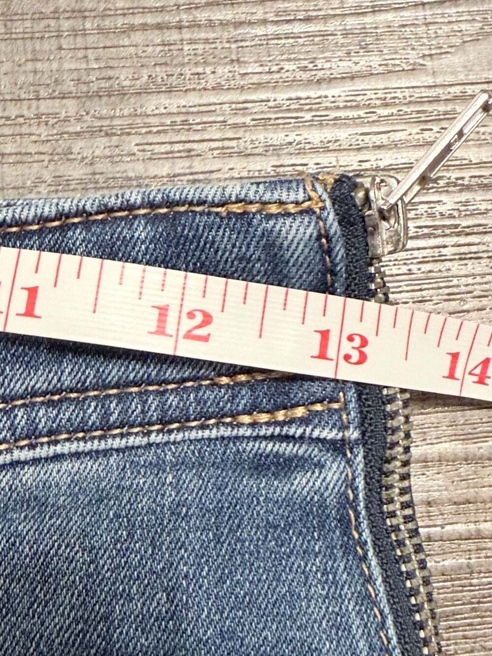 Pilcro and the Letterpress High-Rise Cropped Bootcut Jeans with Side Zip - Picture 12 of 14